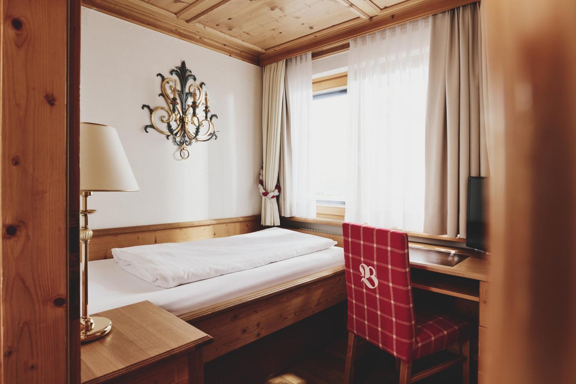 Burg Hotel Oberlech Eksteriør bilde